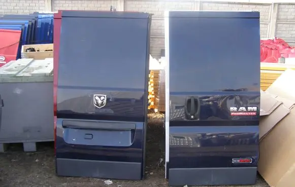Dodge RAM Rear door 