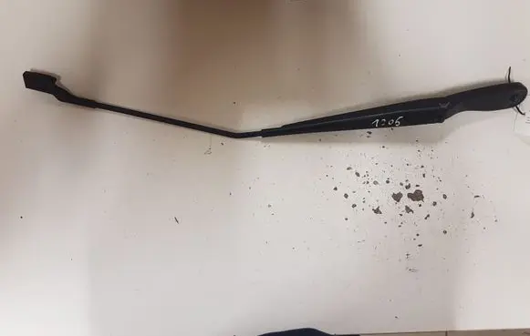 Volvo S40 Front wiper blade arm 31253997