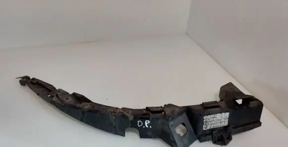 Volkswagen PASSAT B5 Front bumper mounting bracket 3B0807050C
