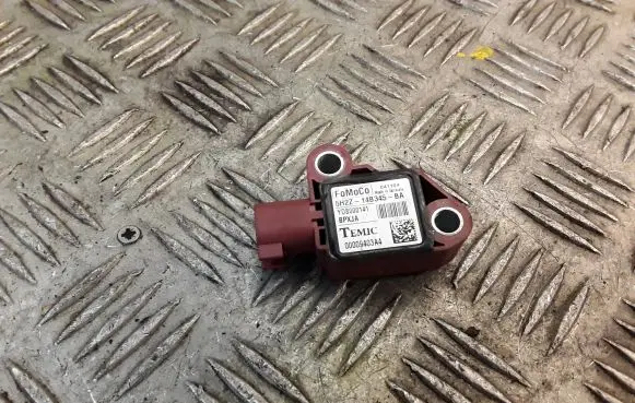 Land Rover Discovery 3 - LR3 Passenger airbag on/off switch YDB000141