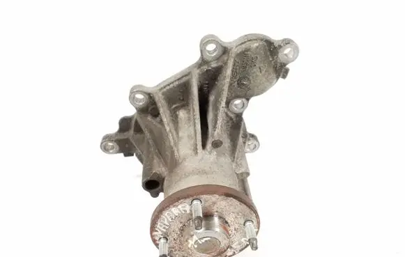Nissan Navara Water pump 210105X00E