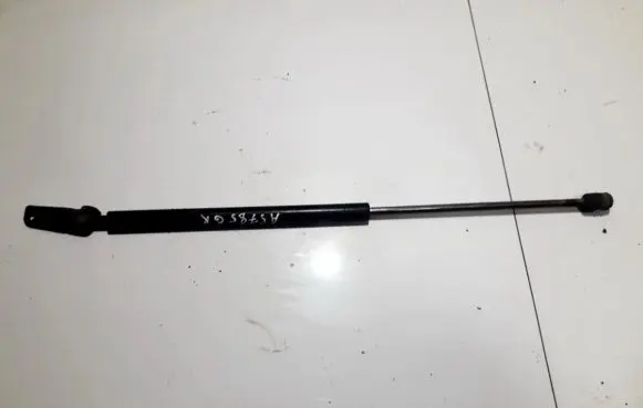 Volkswagen PASSAT B3 Tailgate/trunk strut/damper 333827550