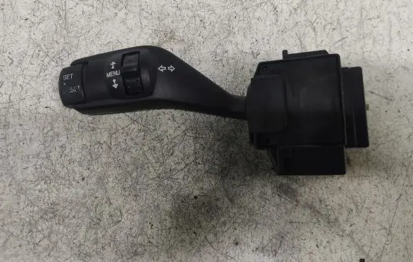Ford Focus Indicator stalk 17D940C