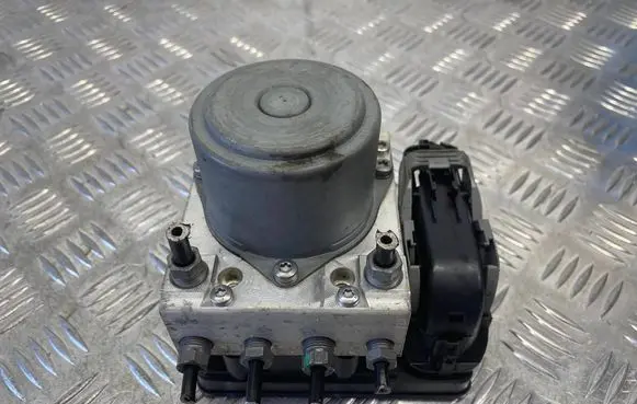 Fiat 500L ABS Pump 52026542 18552015 54086610H