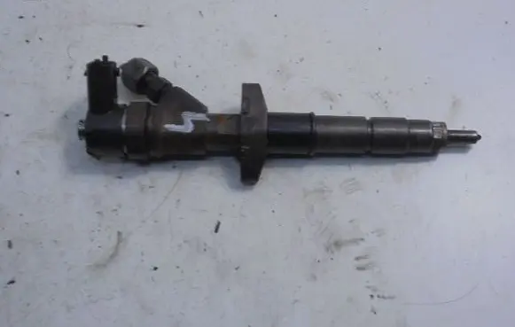 Renault Laguna II Fuel injector 8200084534