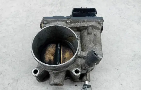 Nissan Tiida C11 Throttle body valve 