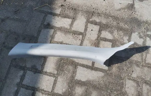 BMW 7 E65 E66 (A) pillar trim 8223665