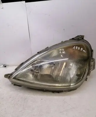 Mercedes-Benz A W168 Headlight/headlamp A1688200161