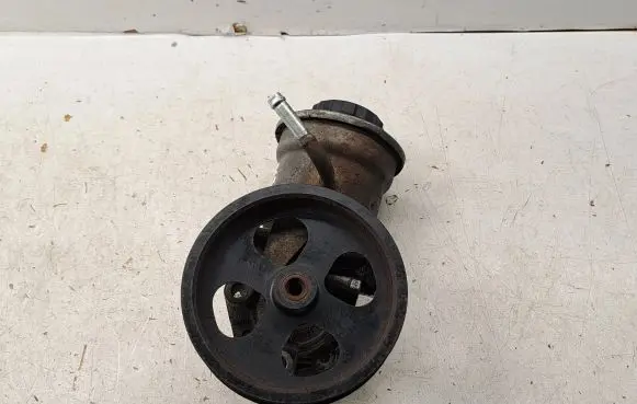 Toyota Corolla Verso AR10 Power steering pump 4431005120