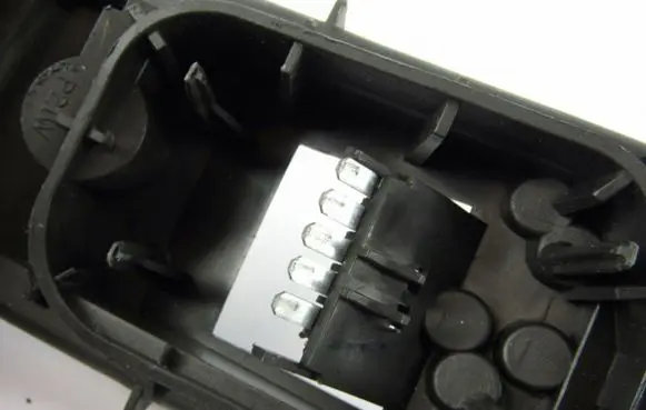 Tail light part