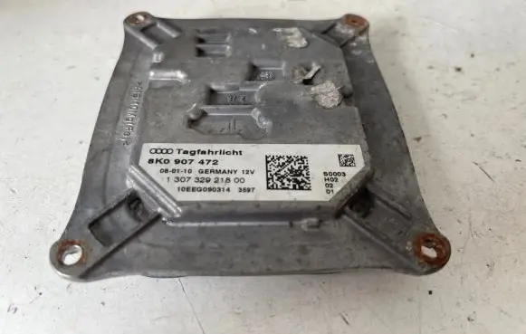 Audi A4 S4 B8 8K Headlight ballast module Xenon 8K0907472 130732921800 10EEG090314
