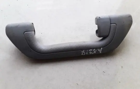 Honda FR-V Rear interior roof grab handle