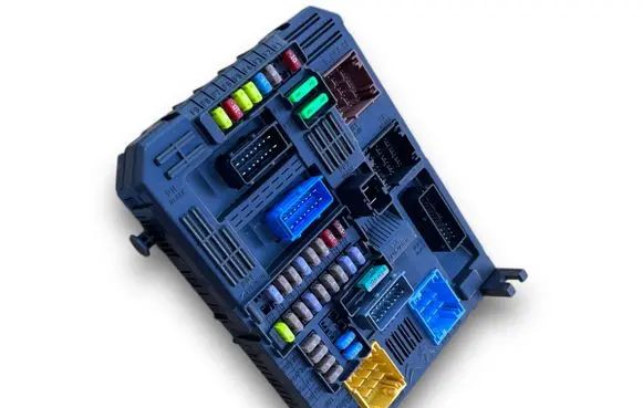 Opel Corsa D Central body control module 1648389680