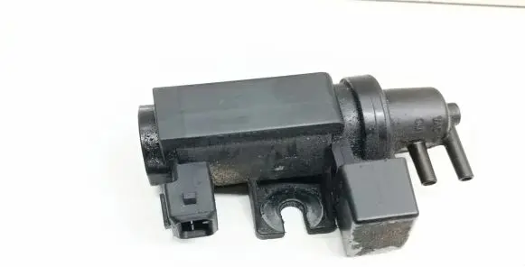 BMW 7 E65 E66 Turbo solenoid valve 7796634 70057900