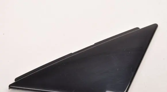 Volvo XC60 Front arch trim 31672922