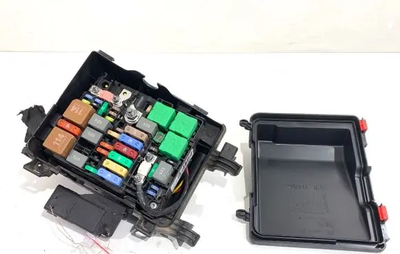 Fuse box set