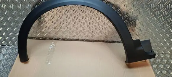 Front arch trim