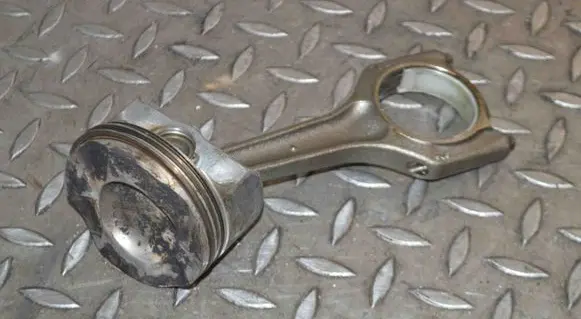 Piston