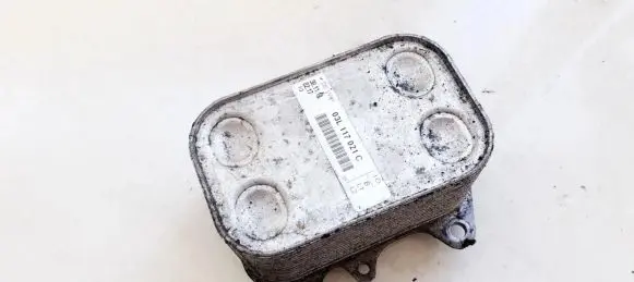 Engine oil radiator