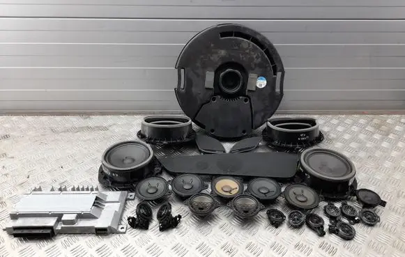 Audi Q5 SQ5 Audio system kit 80A035223A 80A035382A 80B035428