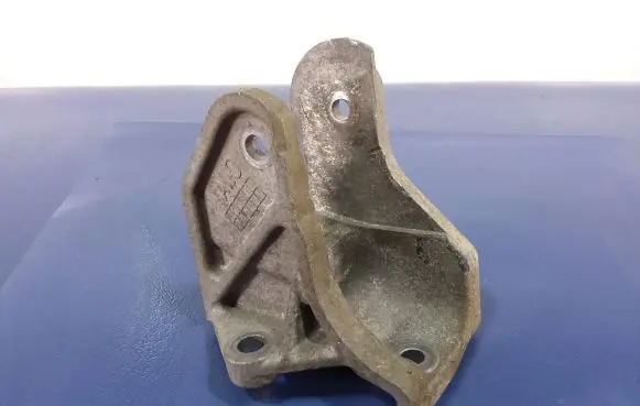 Mitsubishi ASX Engine mount vacuum valve 701338