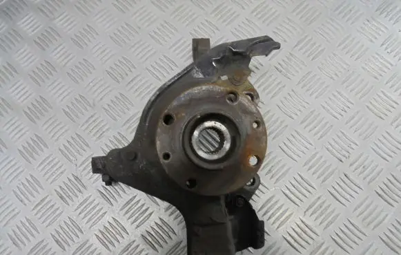 Fiat Bravo Front wheel hub spindle knuckle
