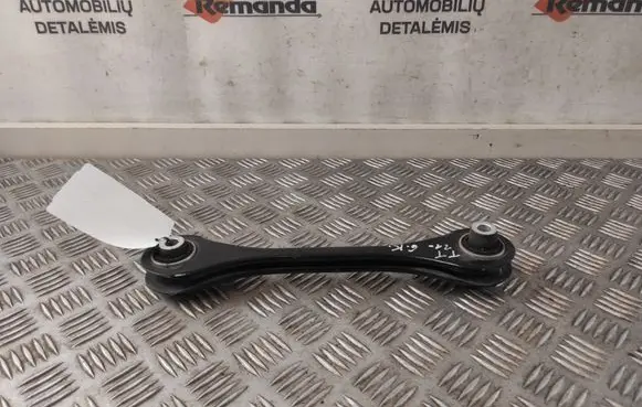 Rear control arm