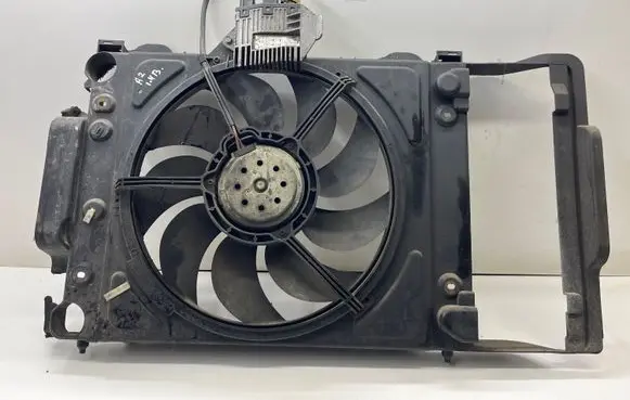 Audi A2 Radiator cooling fan shroud