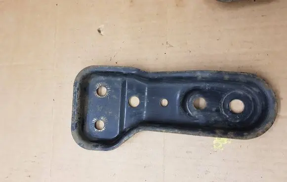 Other front suspension part