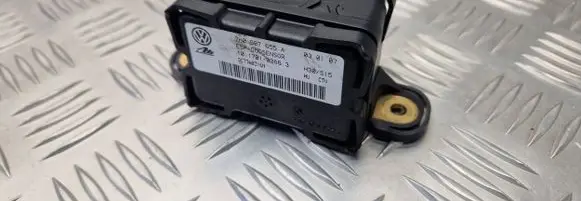 Audi A3 S3 8P ESP acceleration yaw rate sensor 7H0907655A DC77A03Y6N 10170103663
