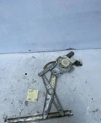 Toyota Corolla E120 E130 Front door window regulator with motor 992045100