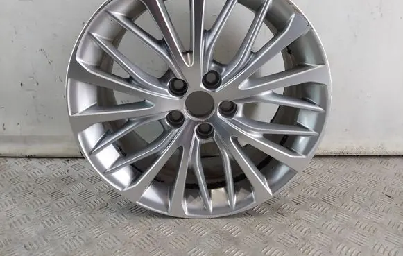 Toyota Camry VIII XV70 R18 alloy rim 4261133C80