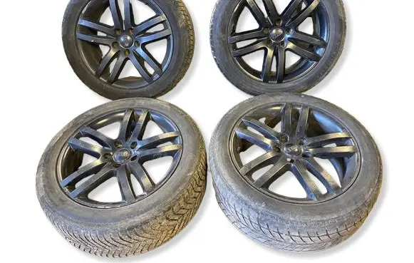 Audi Q7 4L R20 alloy rim 4L0601025M