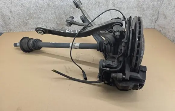 Mercedes-Benz GLC X253 C253 Rear wheel hub spindle/knuckle A2534231098 A2133502411