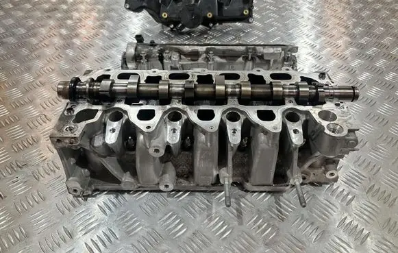 Mercedes-Benz A W177 Rocker cam cover CDI