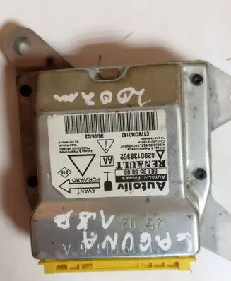 Renault Laguna II Airbag control unit/module 8200138952 601958800 81780140182