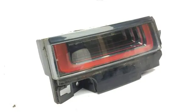 Land Rover Evoque II Tailgate rear/tail lights FR26830132 K8D213A421AC