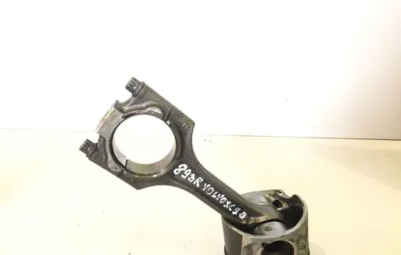 Volvo XC90 Piston with connecting rod