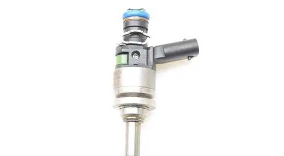 Mercedes-Benz C W204 Fuel injector A2710780823