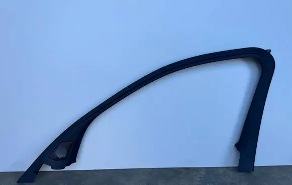 BMW 3 G20 G21 Front door window/glass frame 7447172 10656000