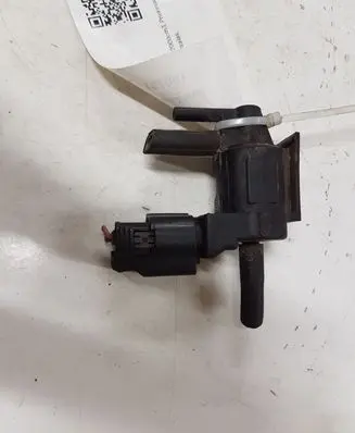 Mazda 6 Vacuum valve K5T44173
