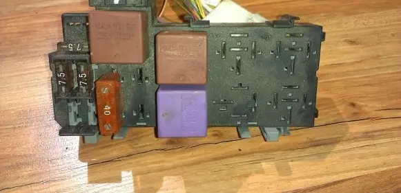 Renault Megane I Fuse box set 7703297193