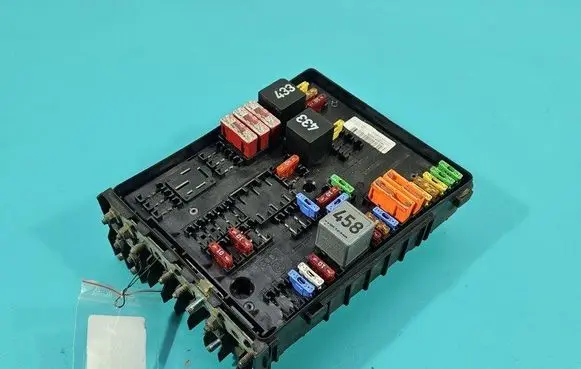 Fuse box set