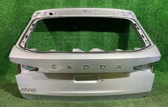 Skoda Fabia Mk4 (6VA) Tailgate/trunk/boot lid