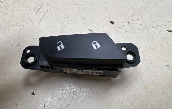 Chevrolet Cruze Central locking switch button 96936168 202007555