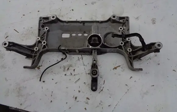 Volkswagen PASSAT B6 Front subframe 3C0199369E
