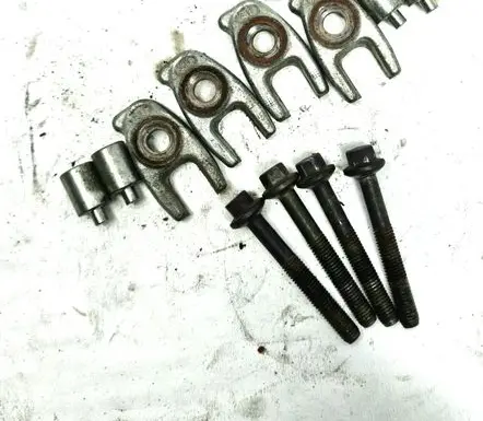 Renault Laguna III Fuel Injector clamp holder