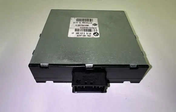 BMW 5 F10 F11 Voltage converter inverter 9251984
