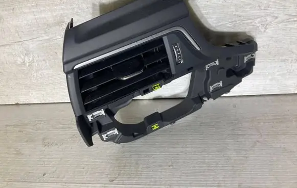 Audi A4 S4 B9 Dashboard side air vent grill/cover trim 8w1820901