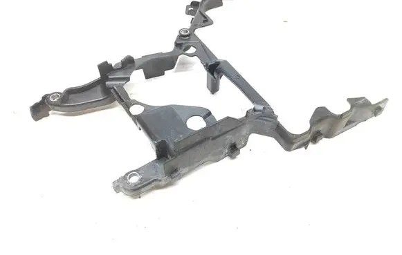 Renault Kangoo III Other engine bay part 135020211R